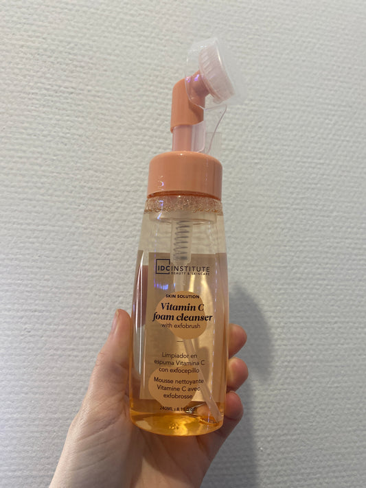Mousse nettoyante